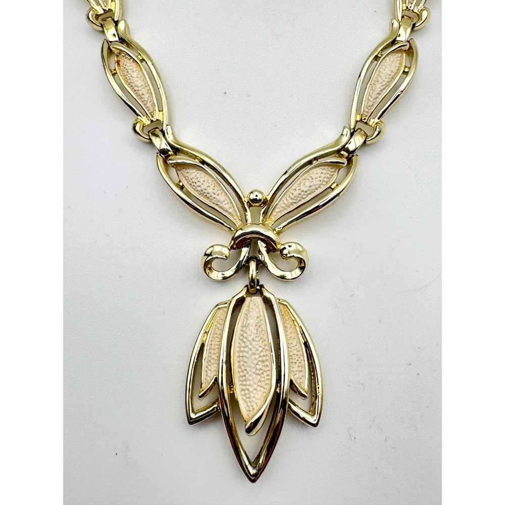 Vintage Sarah Coventry Necklace Tulip Flower Link White Enamel Lavalier